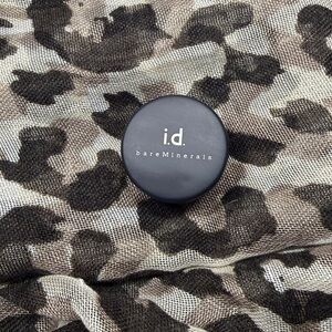 bareMinerals Liner Shadow 'Caviar' in Black unopened